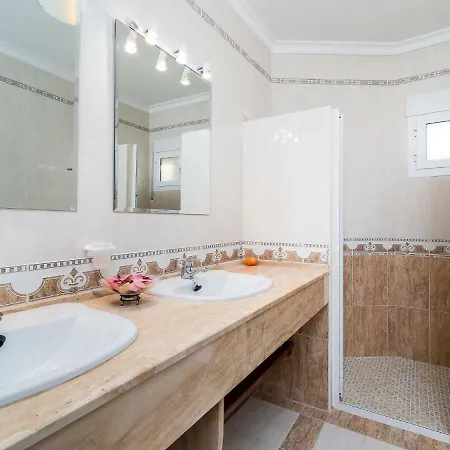 La Perla By Interhome * Fanadix